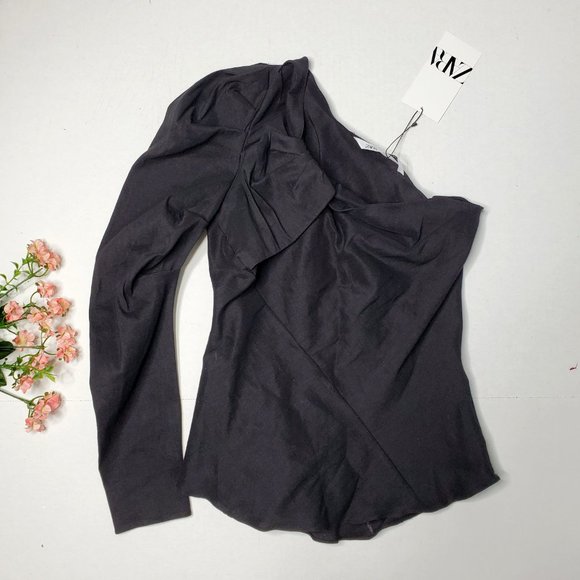 NWT Zara Asymmetric One Shoulder Puff Sleeve Top Blogger Favorite - Picture 4 of 4